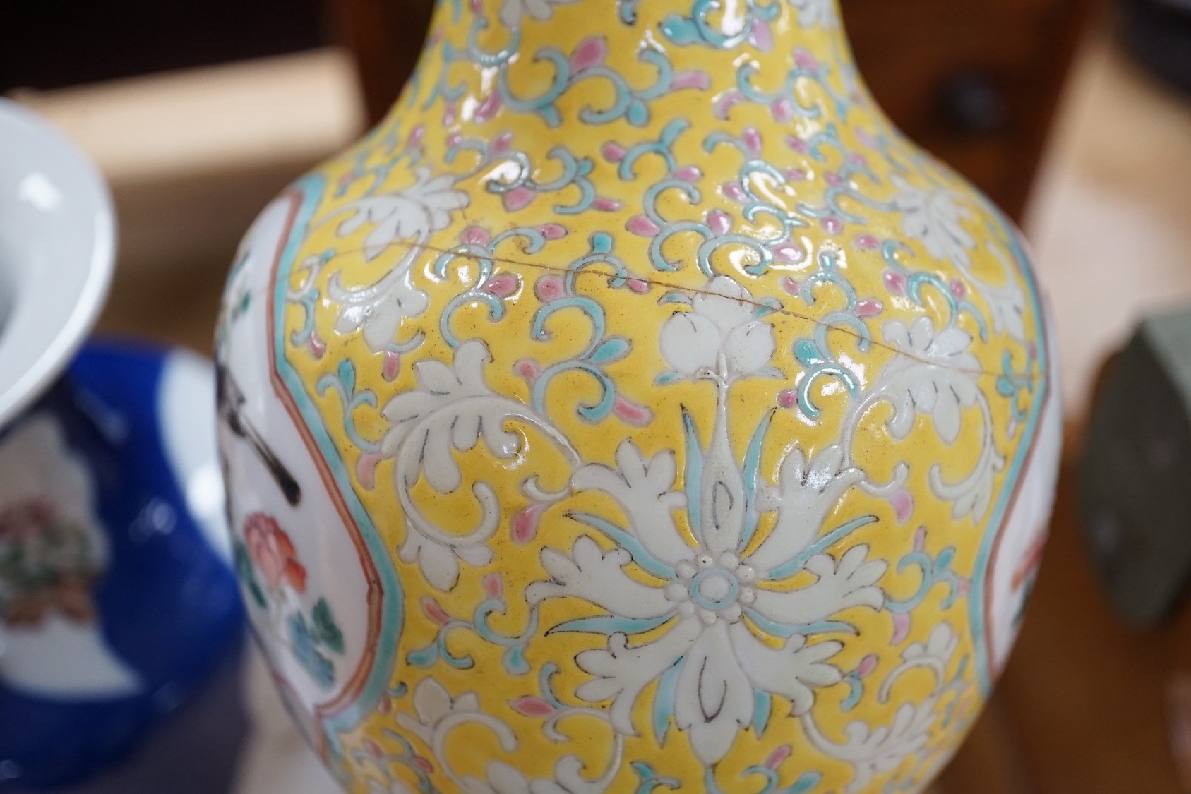 Two late 19th century Chinese porcelain vases, 31cm high, a/f